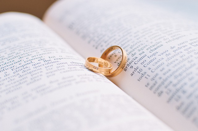 Écrire un discours de mariage : Céline Weissier vous donne quelques conseils pour y parvenir !